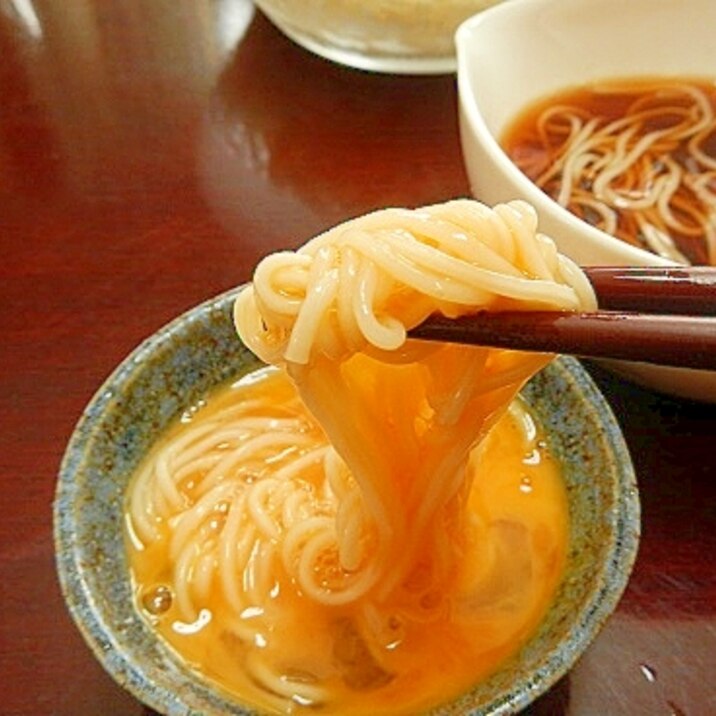 卵絡む濃厚そうめん